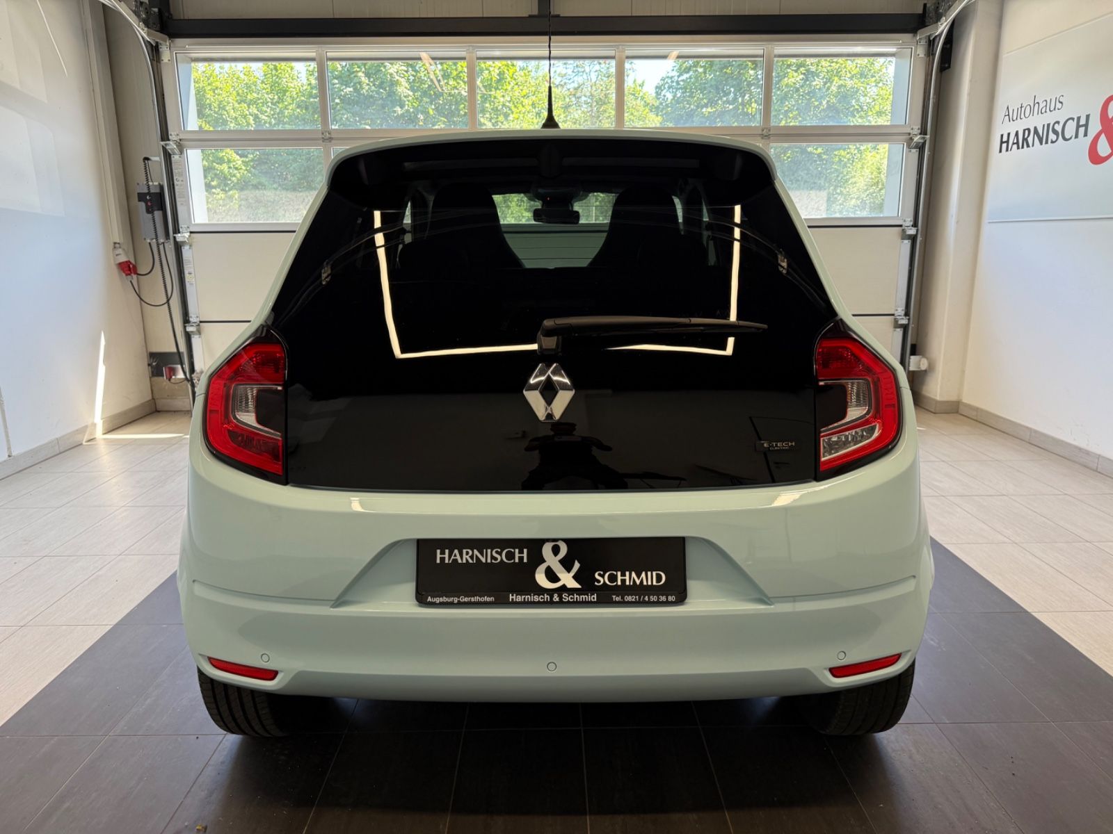 Fahrzeugabbildung Renault Twingo Techno Electric, Navi, Rückfahrkamera