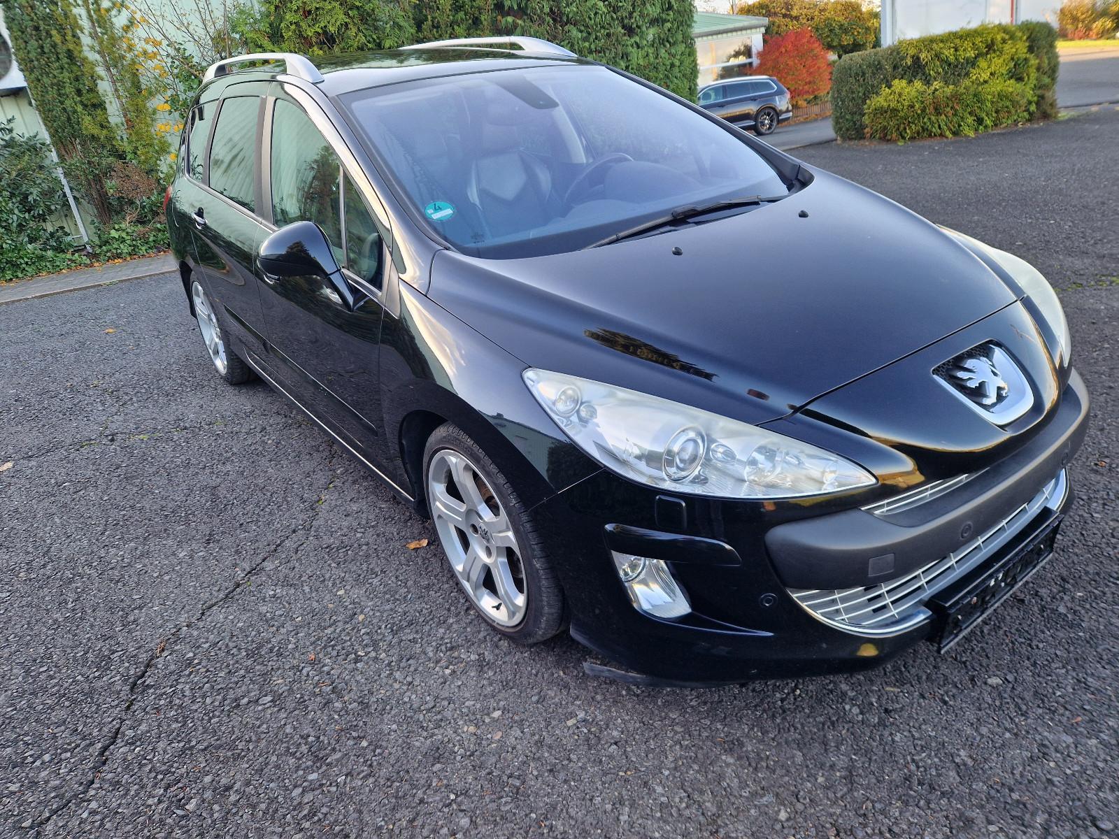 Peugeot 308 2009 — rear view