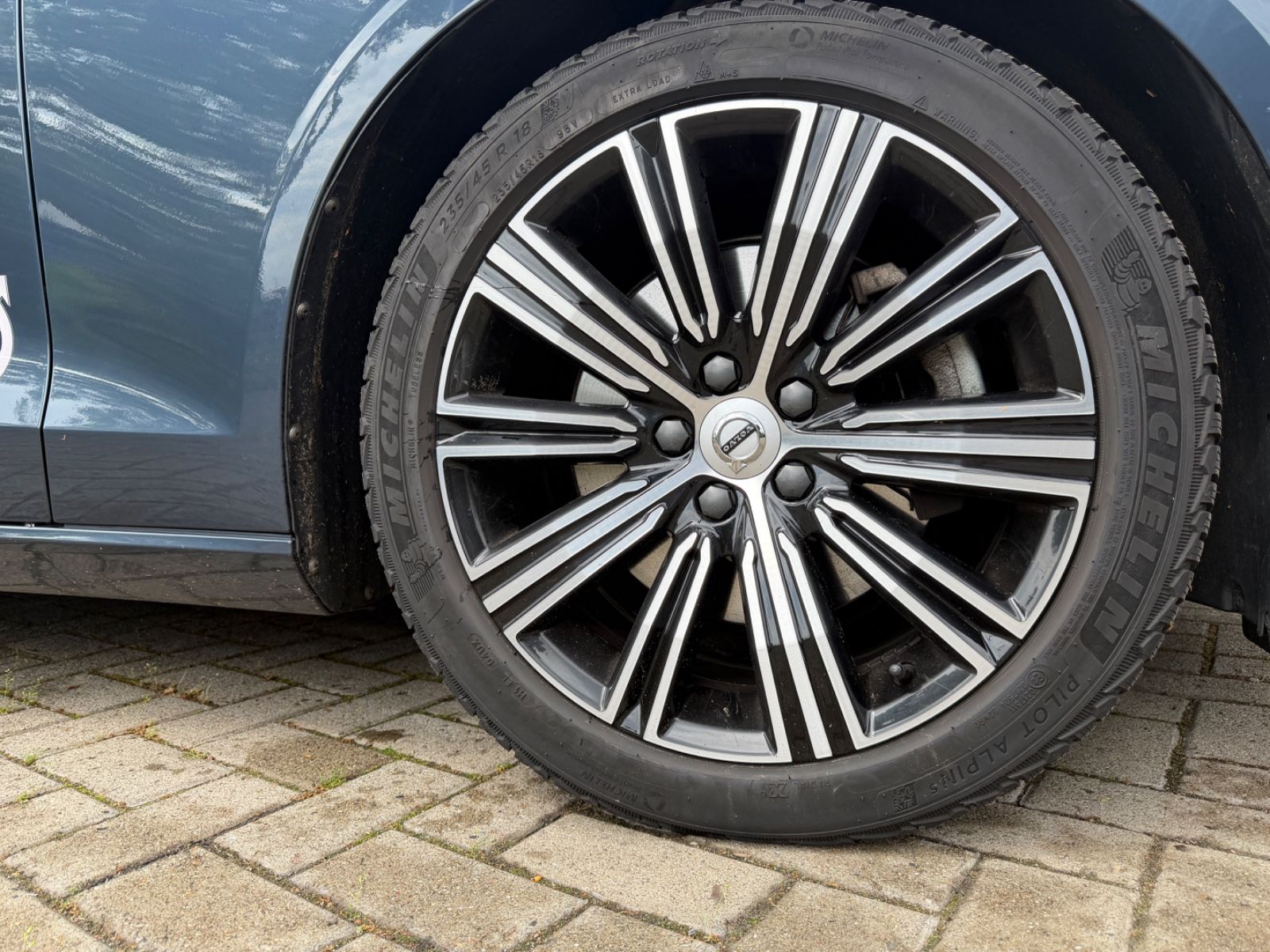 Volvo V60 B4 FWD Plus Bright #volvocars #madebymerten foto 19