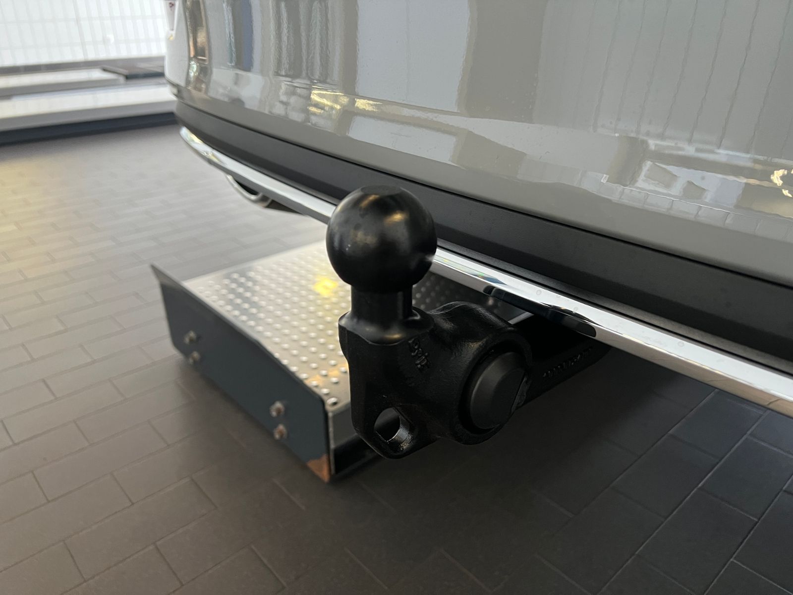 Fahrzeugabbildung SKODA Karoq Sportline 2.0 TSI 4x4 DSG *CANTON, AHK, 19