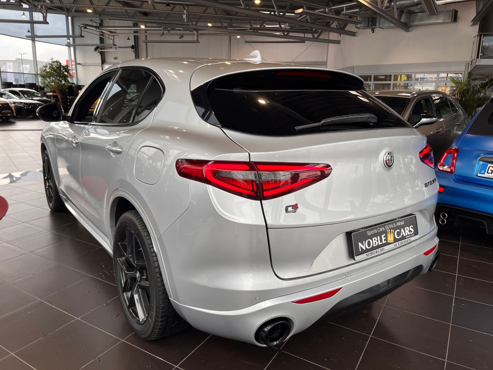 Fahrzeugabbildung Alfa Romeo Stelvio Veloce Q4 ACC NAVI LEDER AHK