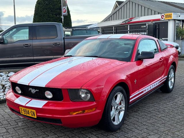 Ford Mustang 4.0 V6 Fastback Coupe automatik Youngtim