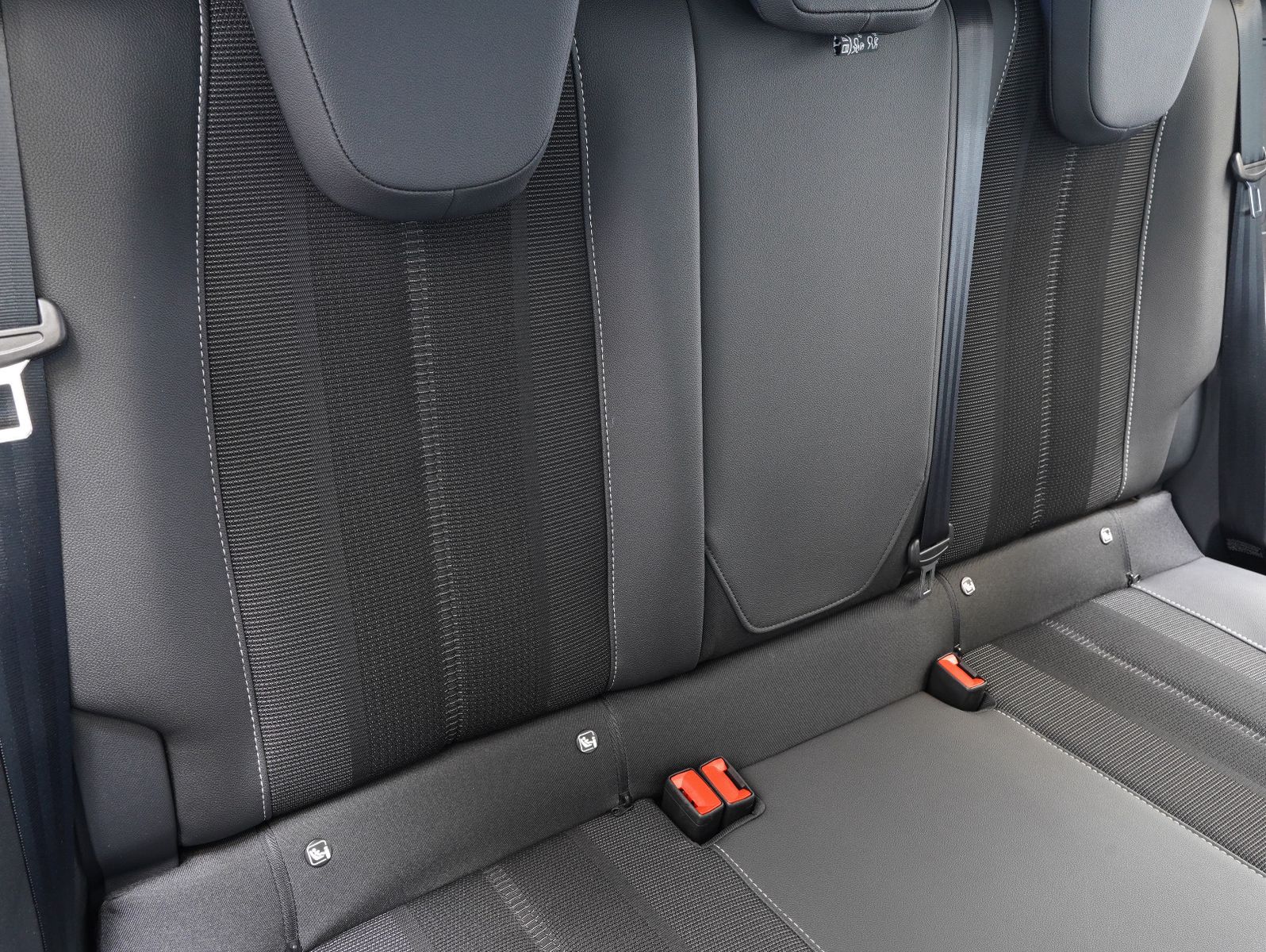 Fahrzeugabbildung Opel Mokka 1.2 Turbo Elegance LED/NAVI/KAMERA