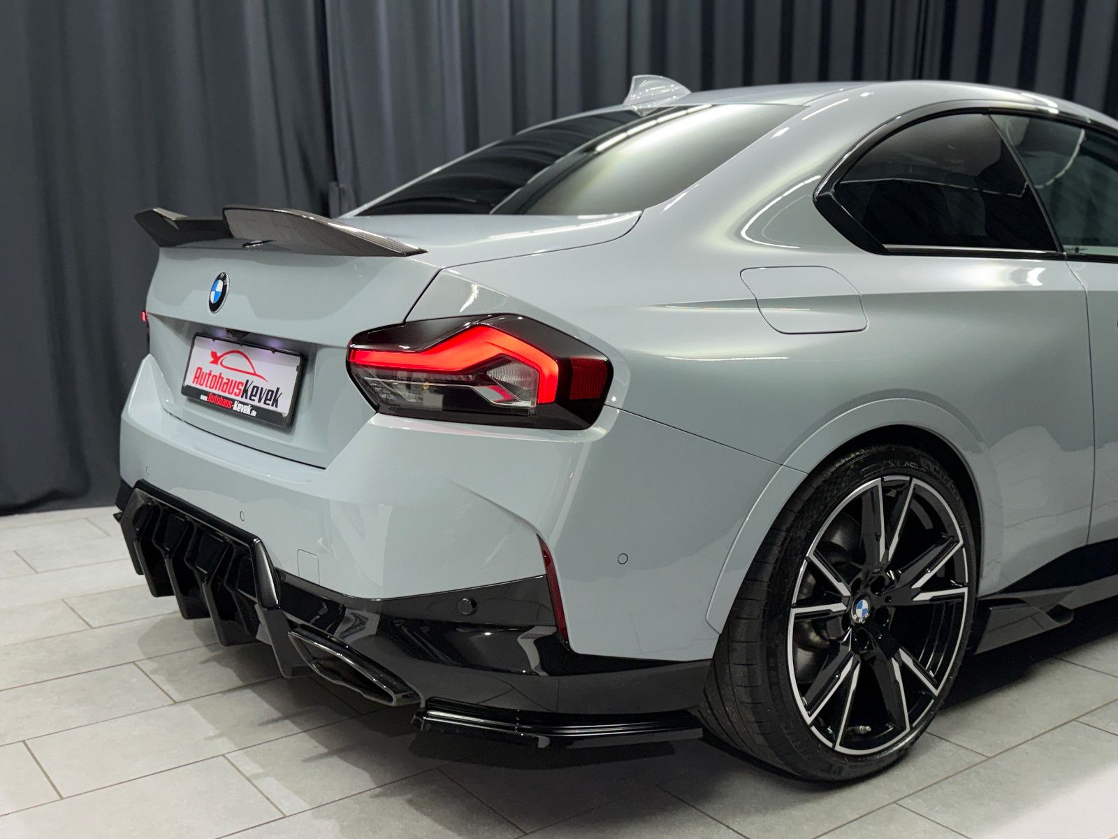 Fahrzeugabbildung BMW BMW M240i xDrive|GRAIL|EVENTURI|M-SItz|LASER|H&K