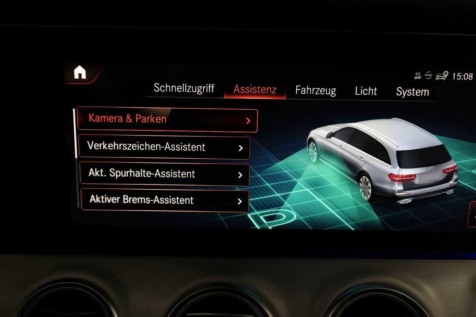 Fahrzeugabbildung Mercedes-Benz E 450 T, 4Matic,AMG Line,Panorama,360°,AHK el,WR