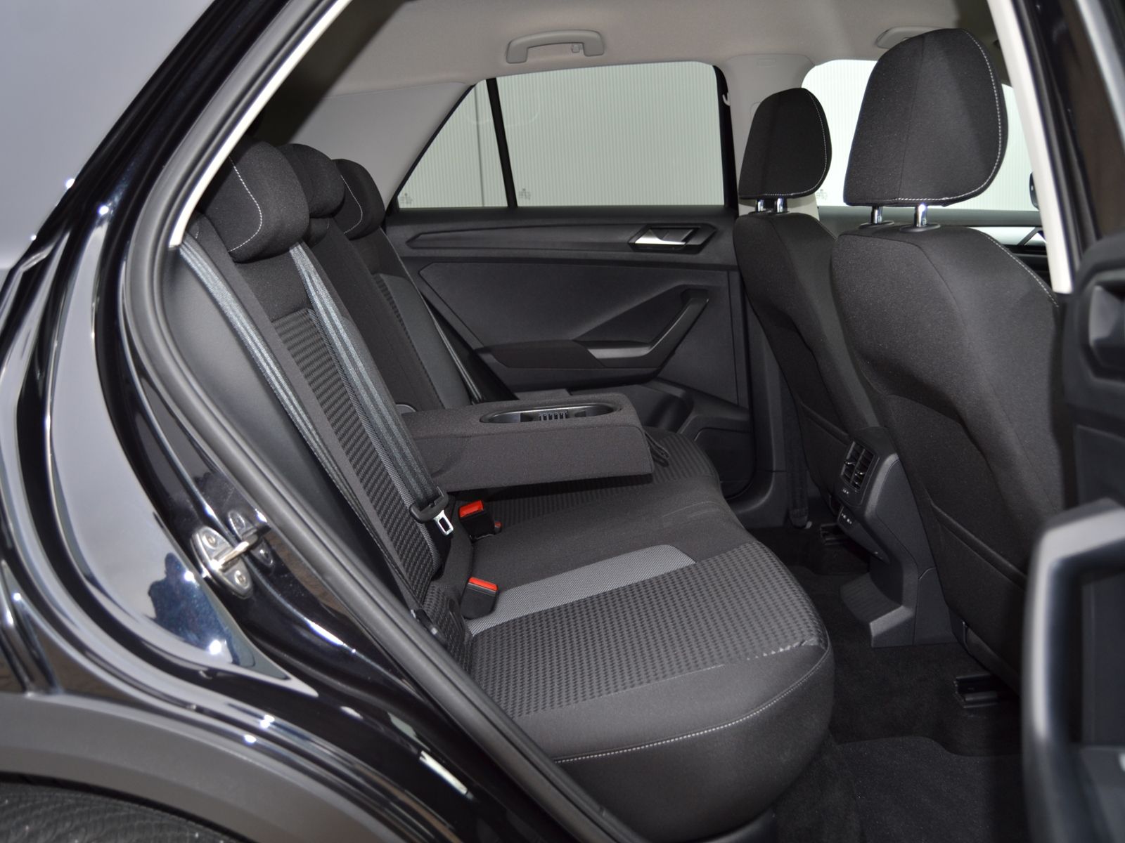 T-Roc 1.5 TSI Active AHK/STANDHEIZUNG/17-ZOLL/LE