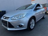 Ford Focus Lim. Trend 1,6 Sitzheizung Multi - Ford Focus aus 2011: Trend