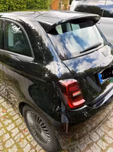 Fiat 500e 3+1 42 kWh - Icon MJ22+Kamera+komfort - Fiat 500e von privat