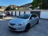Opel Astra J Sports Tourer Edition TÜV NEU*2.HAND - Opel Astra aus 2011 mit Diesel-Antrieb