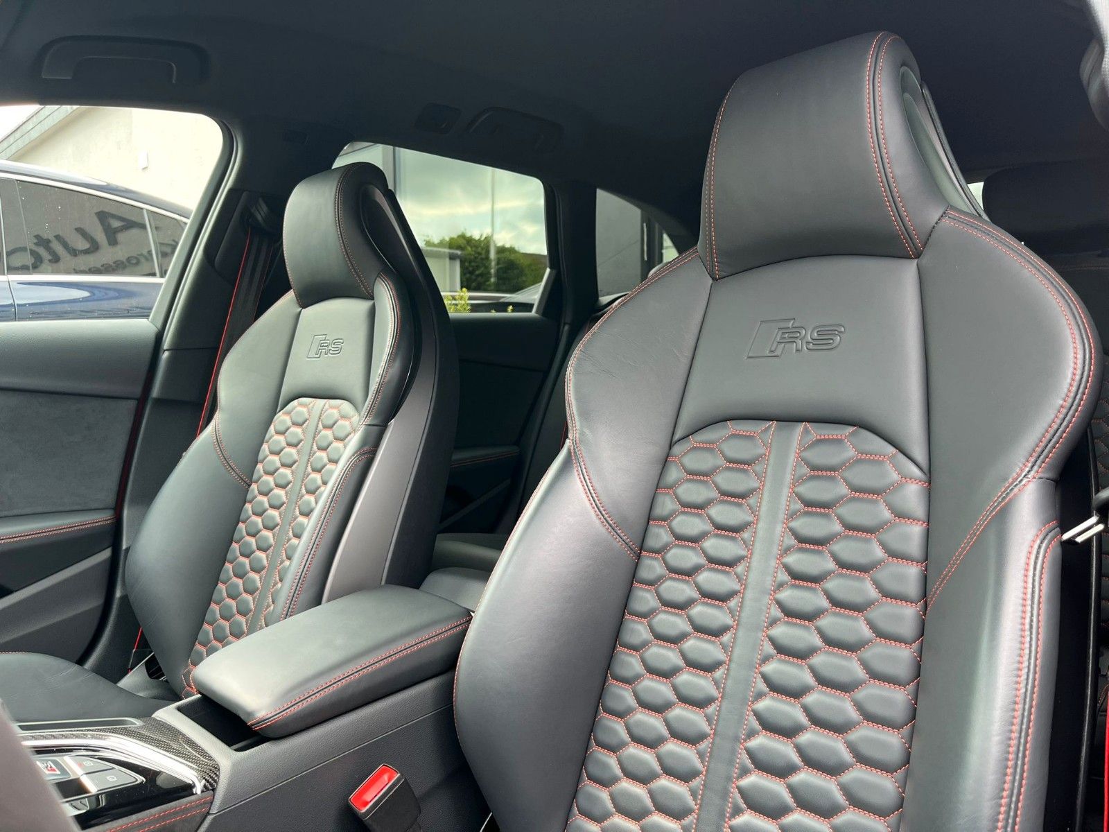 Fahrzeugabbildung Audi RS 4 Avant 2.9 TFSI quattro*Dynamic*Matrix*360°*