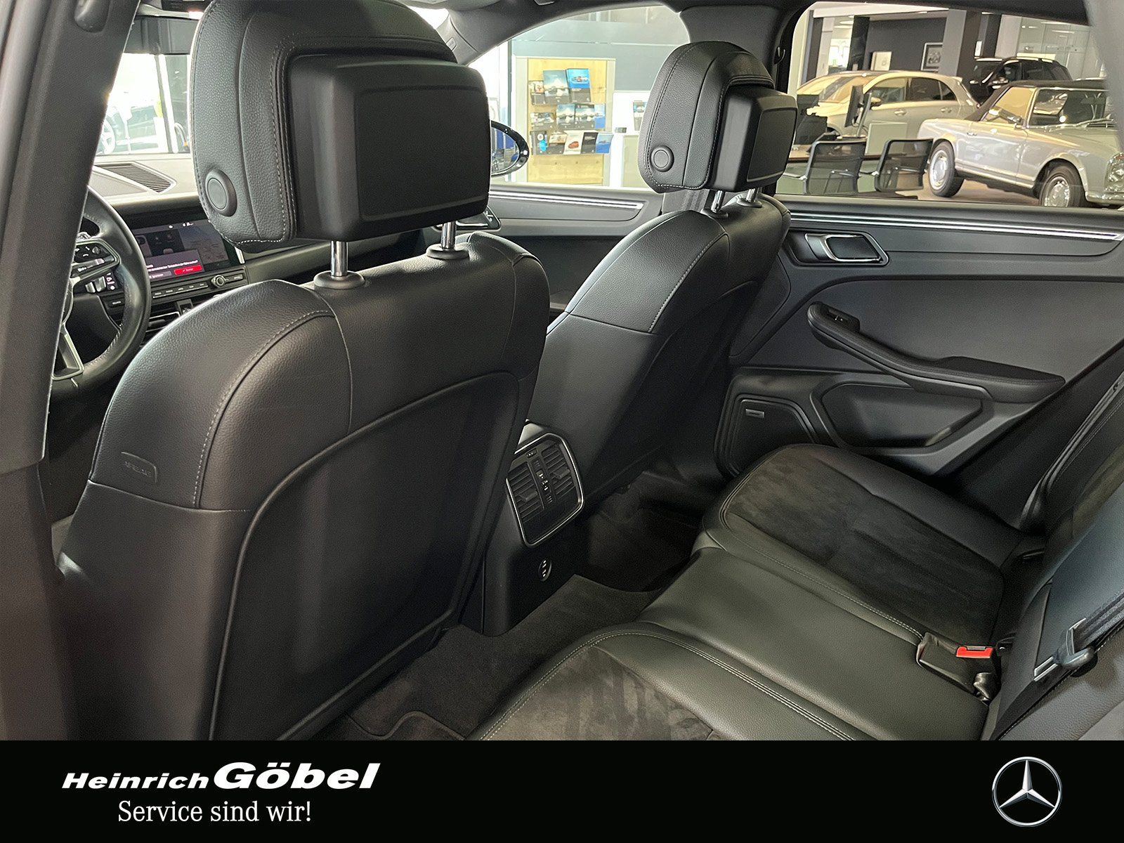 Fahrzeugabbildung Porsche Macan PANO+360°KAMERA+BOSE+CARPLAY+PASM+PDLS+