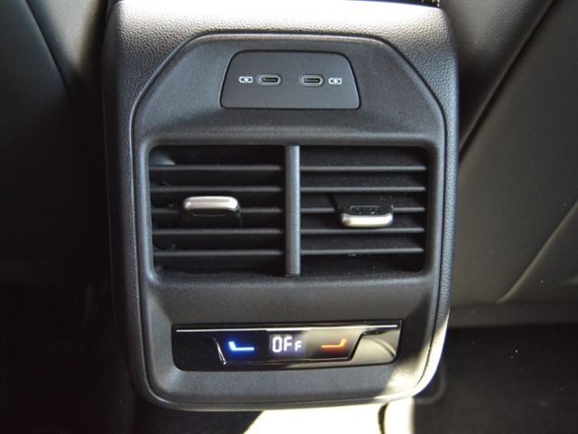 Passat Variant 2.0 TDI DSG R-line MATRIX/NAVI+VZ