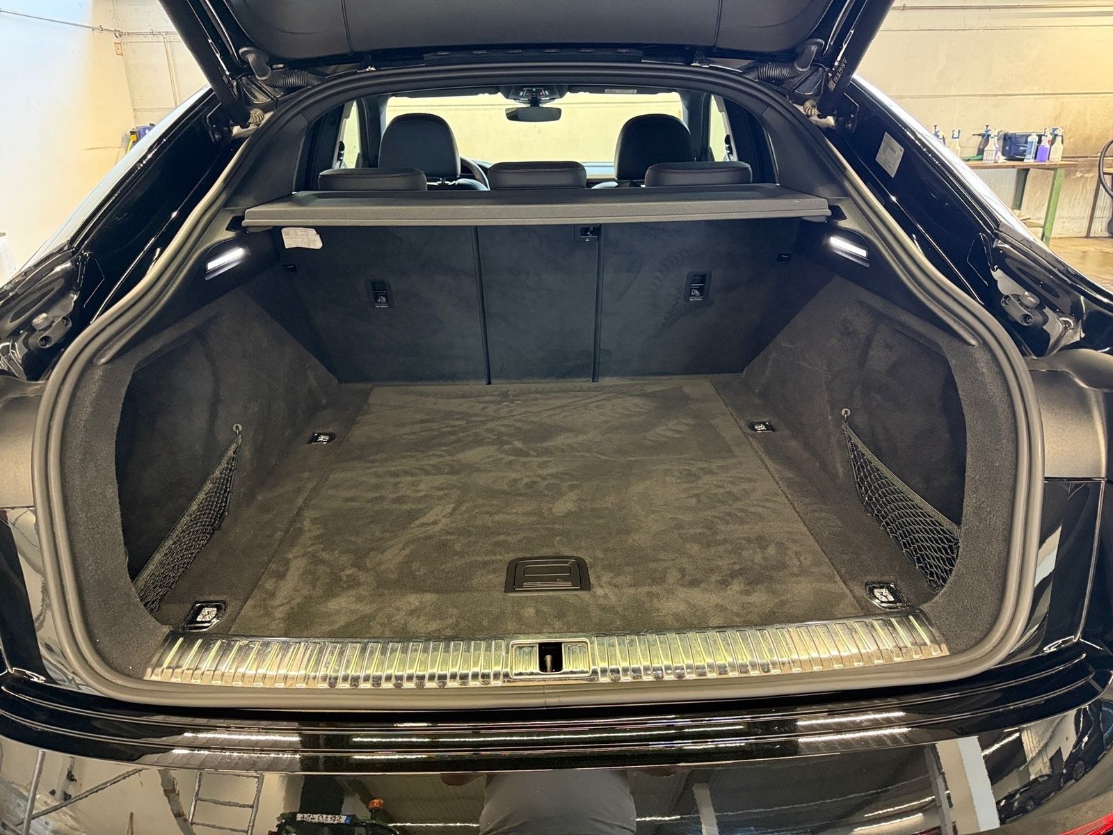 Audi Q8 e-tron - Bild 8