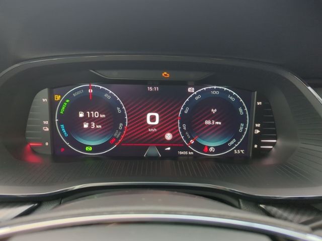 Fahrzeugabbildung SKODA Octavia Combi 1.4 TSI DSG iV RS AHK DCC ACC COLU