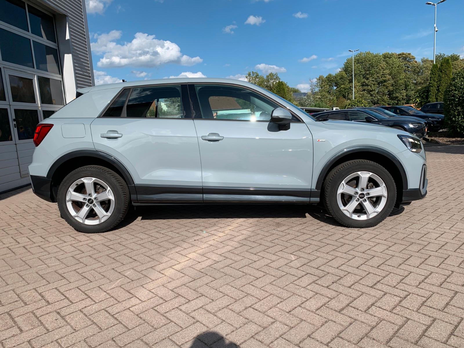Audi Q2 35TFSI S-line MATRIX+Kamera+elek.Klappe+ACC, миниатюра 4