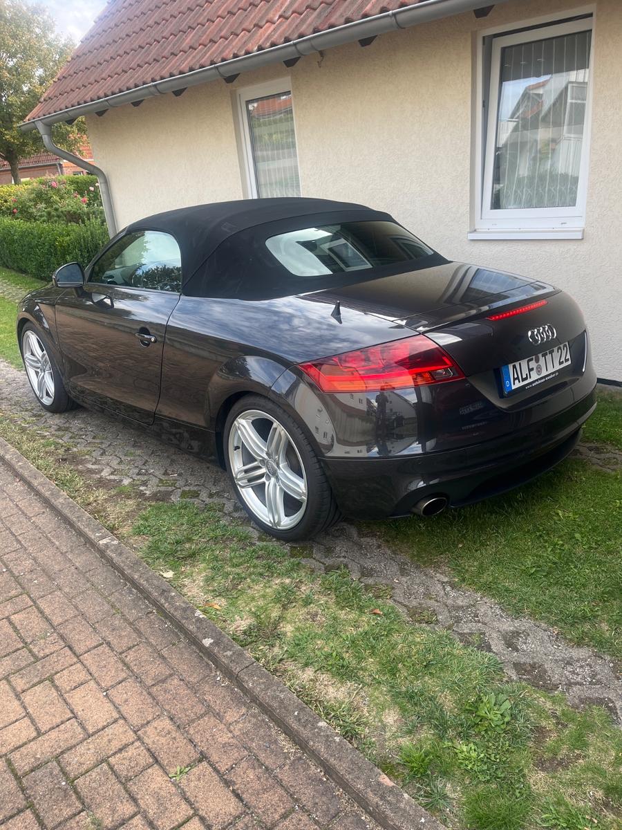 Audi TT Roadster 2.0 TFSI -