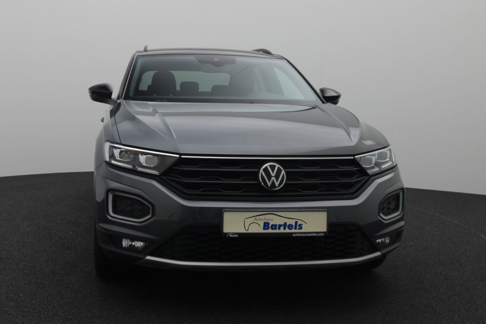 Fahrzeugabbildung Volkswagen T-Roc Sport Kamera LED Black Style Paket "beats"