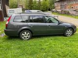 Ford Mondeo Kombi Giha 2,2 l Diesel - Ford Mondeo aus 2005 mit Diesel-Antrieb