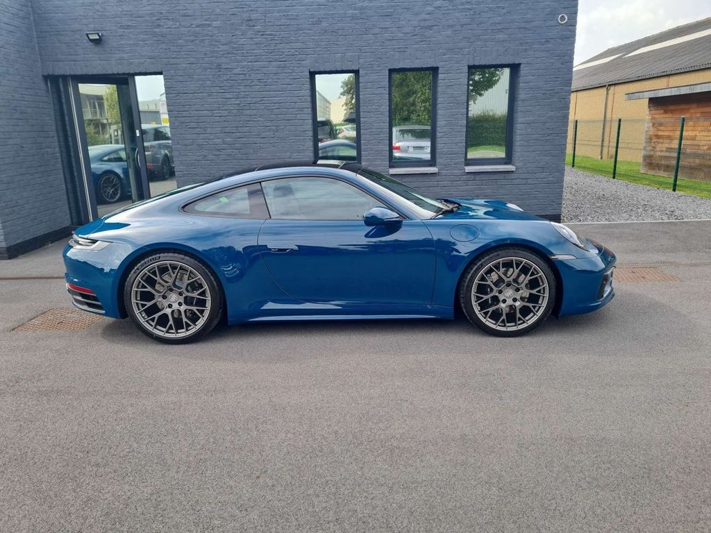 Image of Porsche 992