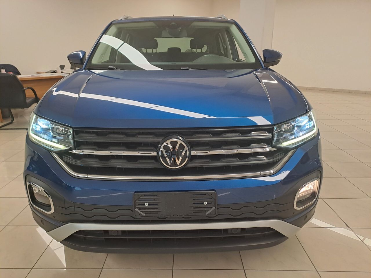 Volkswagen T-Cross 1.0 TSI 110 CV DSG Style imagem 2