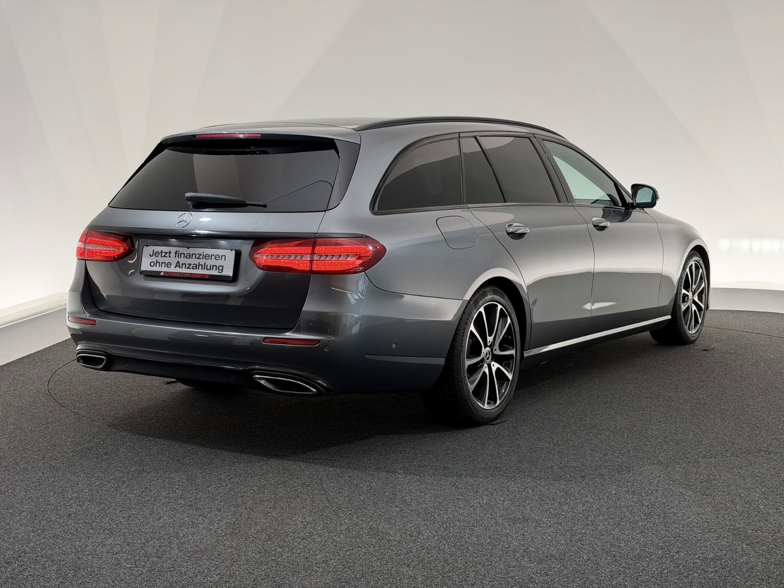 Mercedes-Benz E - Ansicht 7