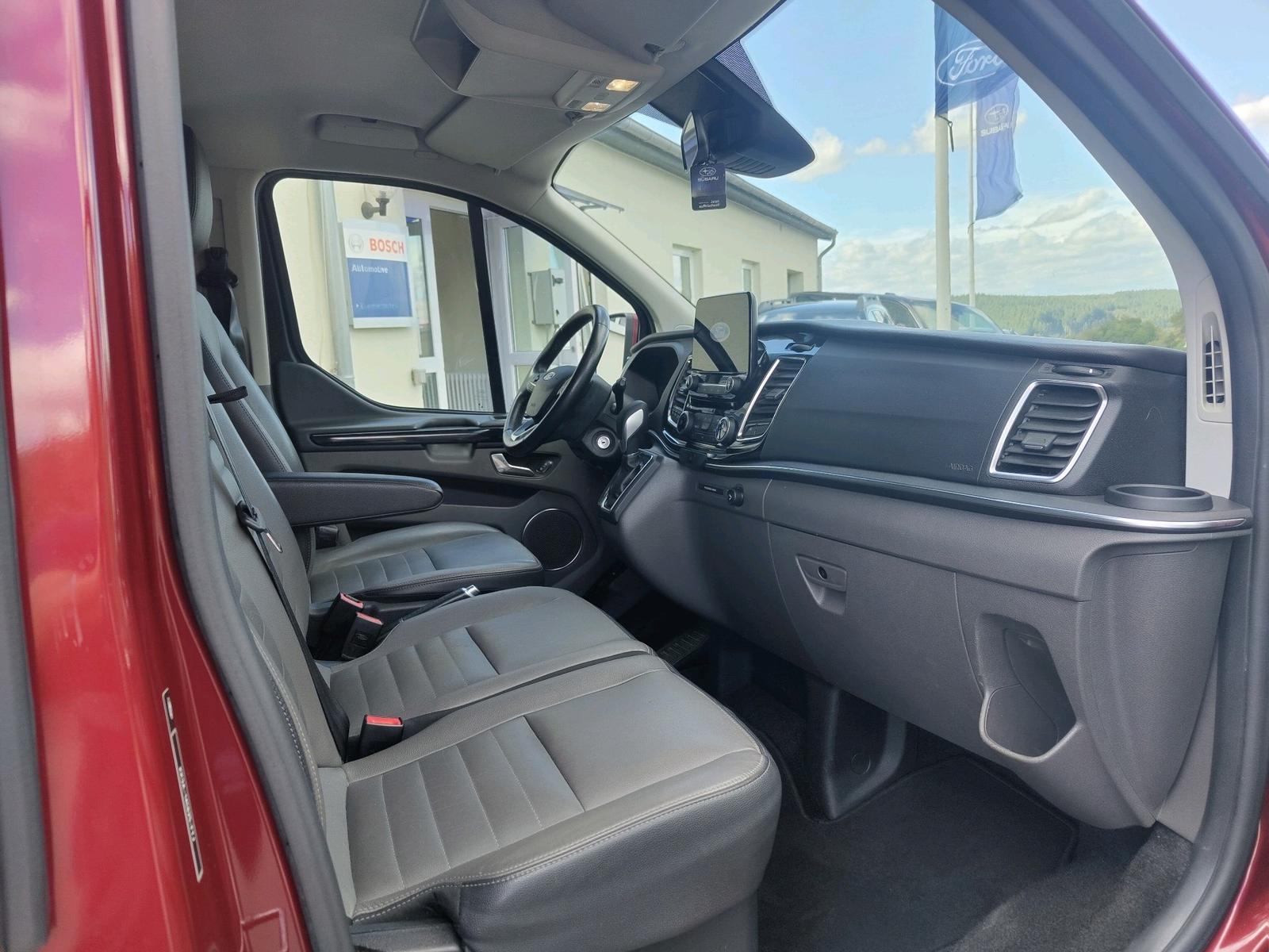 Ford Tourneo Custom Titanium L2