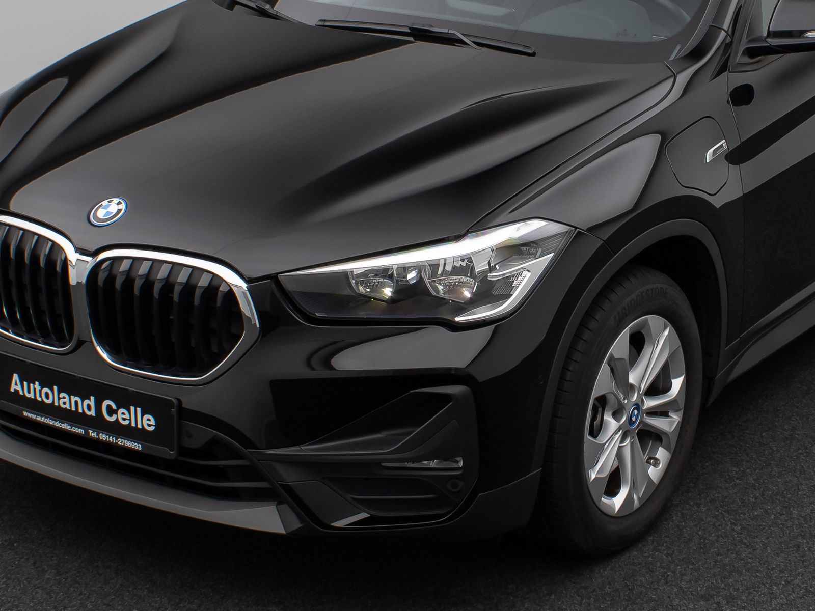 Fahrzeugabbildung BMW X1 xD25e Parkassist DAB Lordos Geschwindigkeitsr