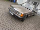 Mercedes-Benz 190 - Mercedes-Benz 190 Gebrauchtwagen in Bielefeld