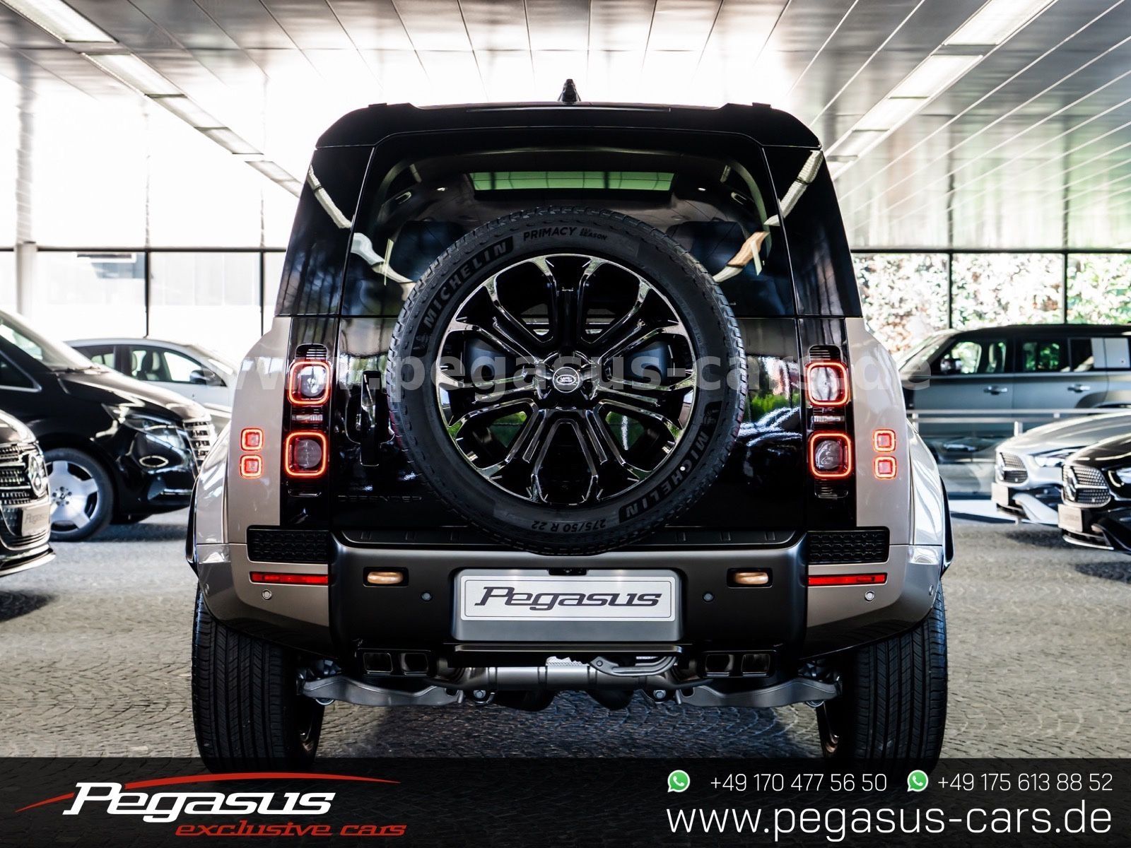 LAND ROVER Defender - 5