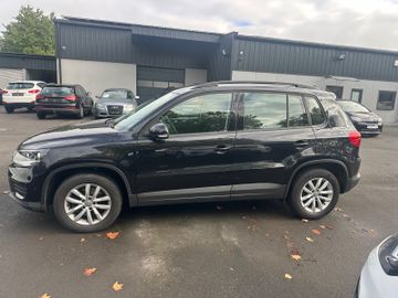 Volkswagen Tiguan - 2