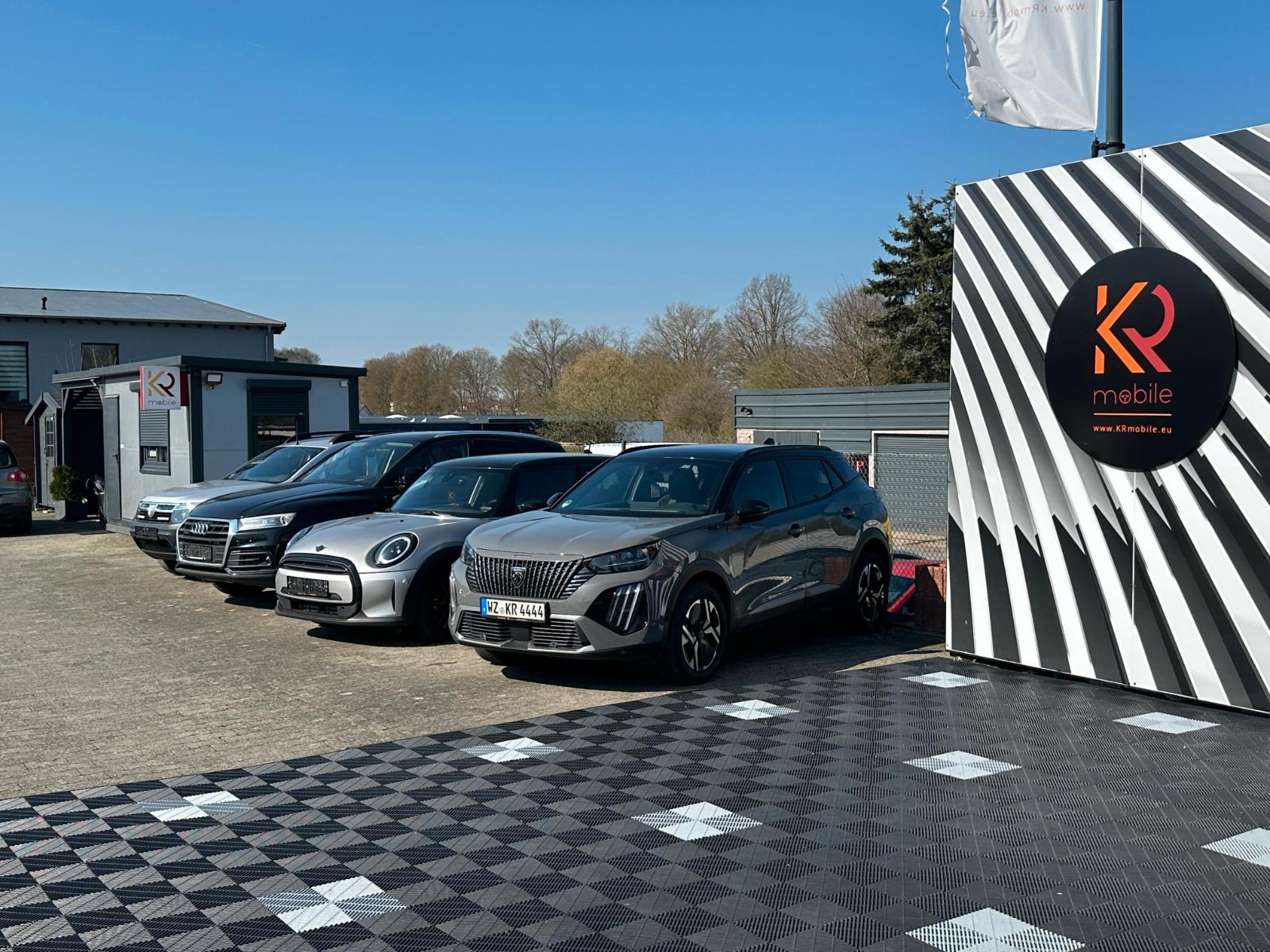 showroom-image-bottom