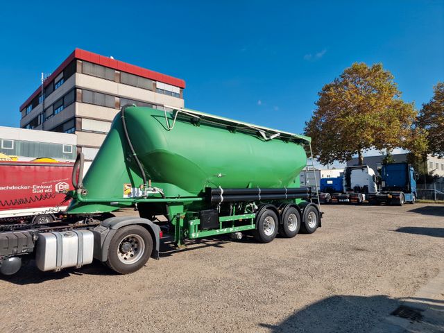 Spitzer 34m³ Zementsilo /  Liftachse /  German!