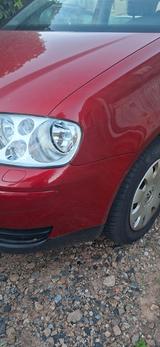 Volkswagen Touran 1.6 FSI Automatik Highline Highline - gebrauchte VW Touran aus dem Jahr 2003