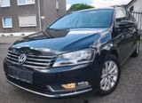Volkswagen VW Passat 1.6 TDI Variant*1.Hand*Pano-Dach... - Volkswagen Passat aus 2012: TDI