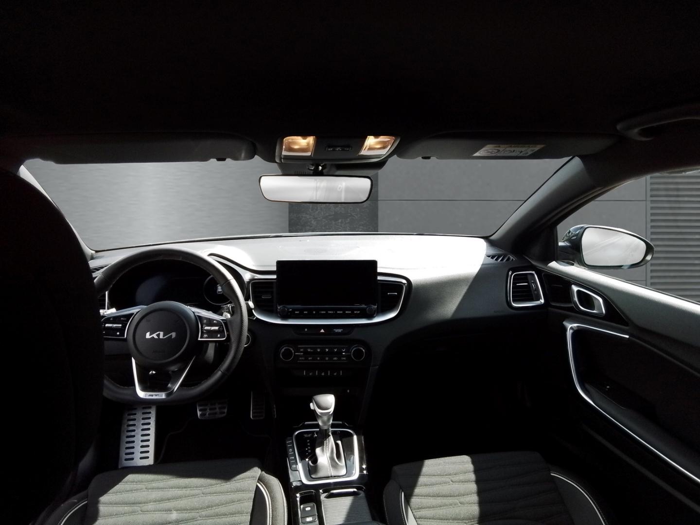 Kia Ceed_sw Sportswagon GT Line 1.5T AT Navi-ACC Dig