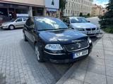 Volkswagen Passat 4.0 W8 4motion W8 - Volkswagen Passat: W8