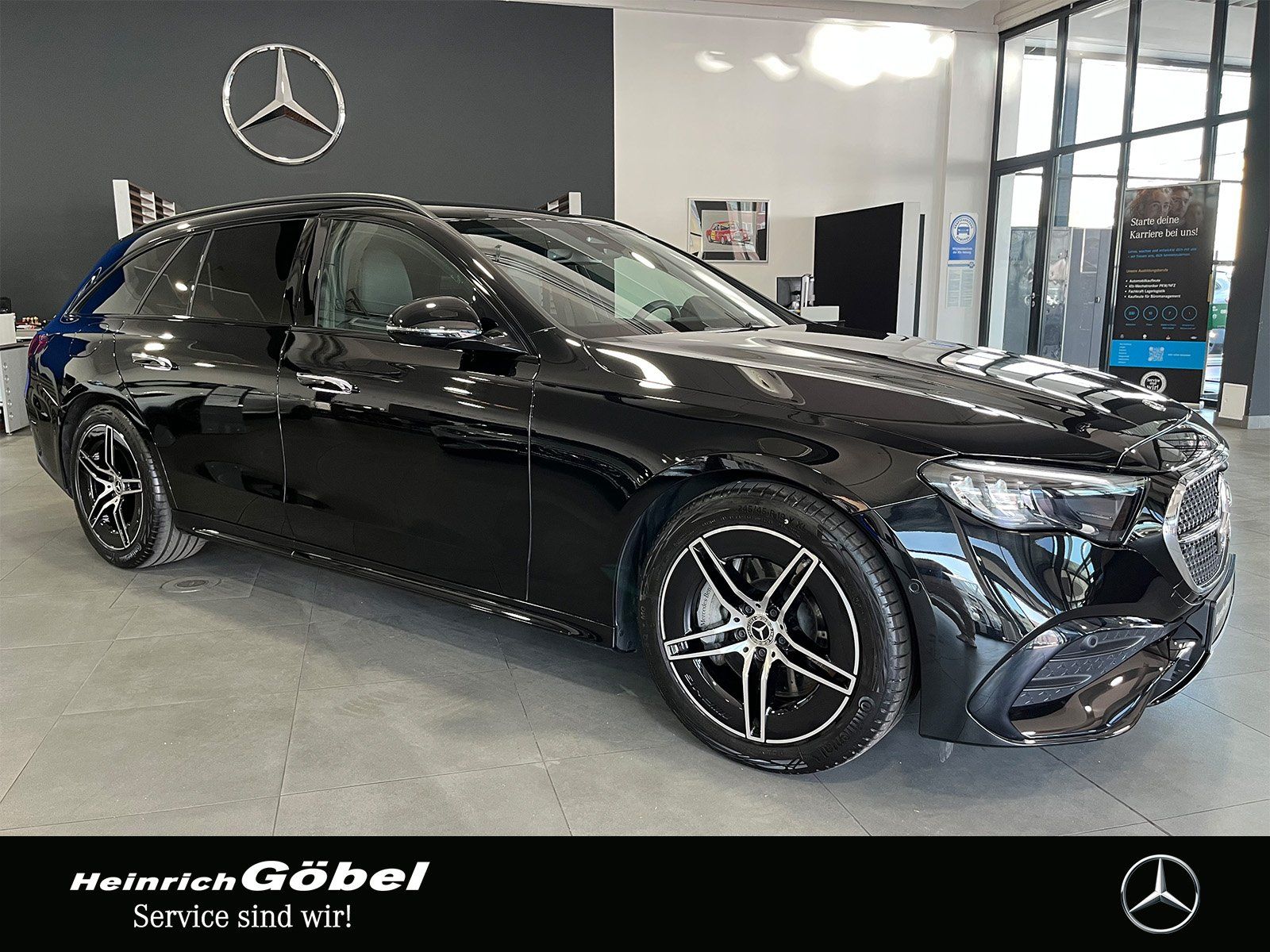 Fahrzeugabbildung Mercedes-Benz E 200 T AMG+NIGHT+DISTRONIC+LED+AMBIENTE+CARPLAY
