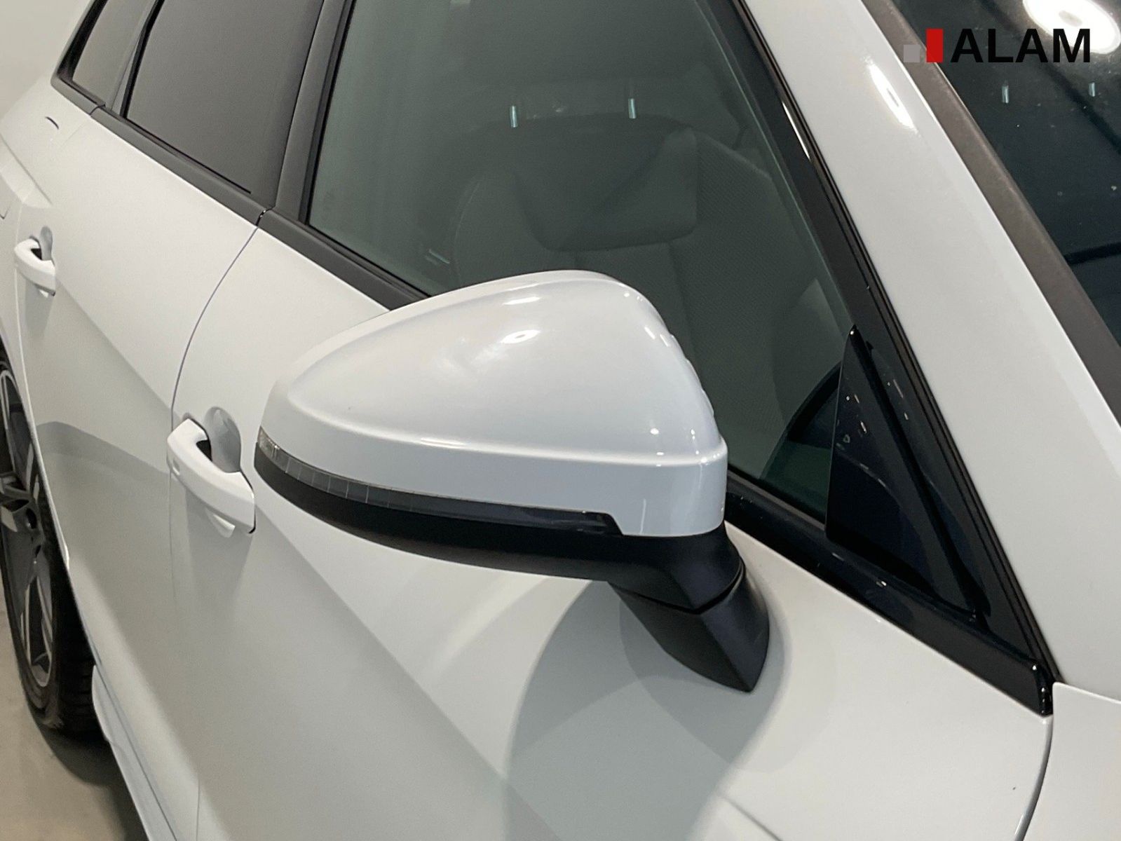 Audi A4 Av 40 TDI quatt Sline DAB Lane LED Tempo Pano foto 10