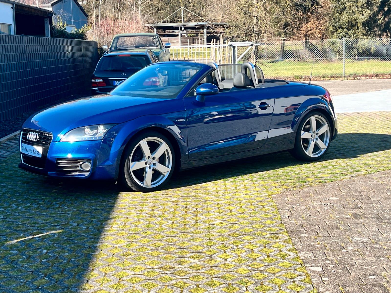 Audi TT 1.8 TFSI Roadster*Navi*19" Aluräder"PDC*SH