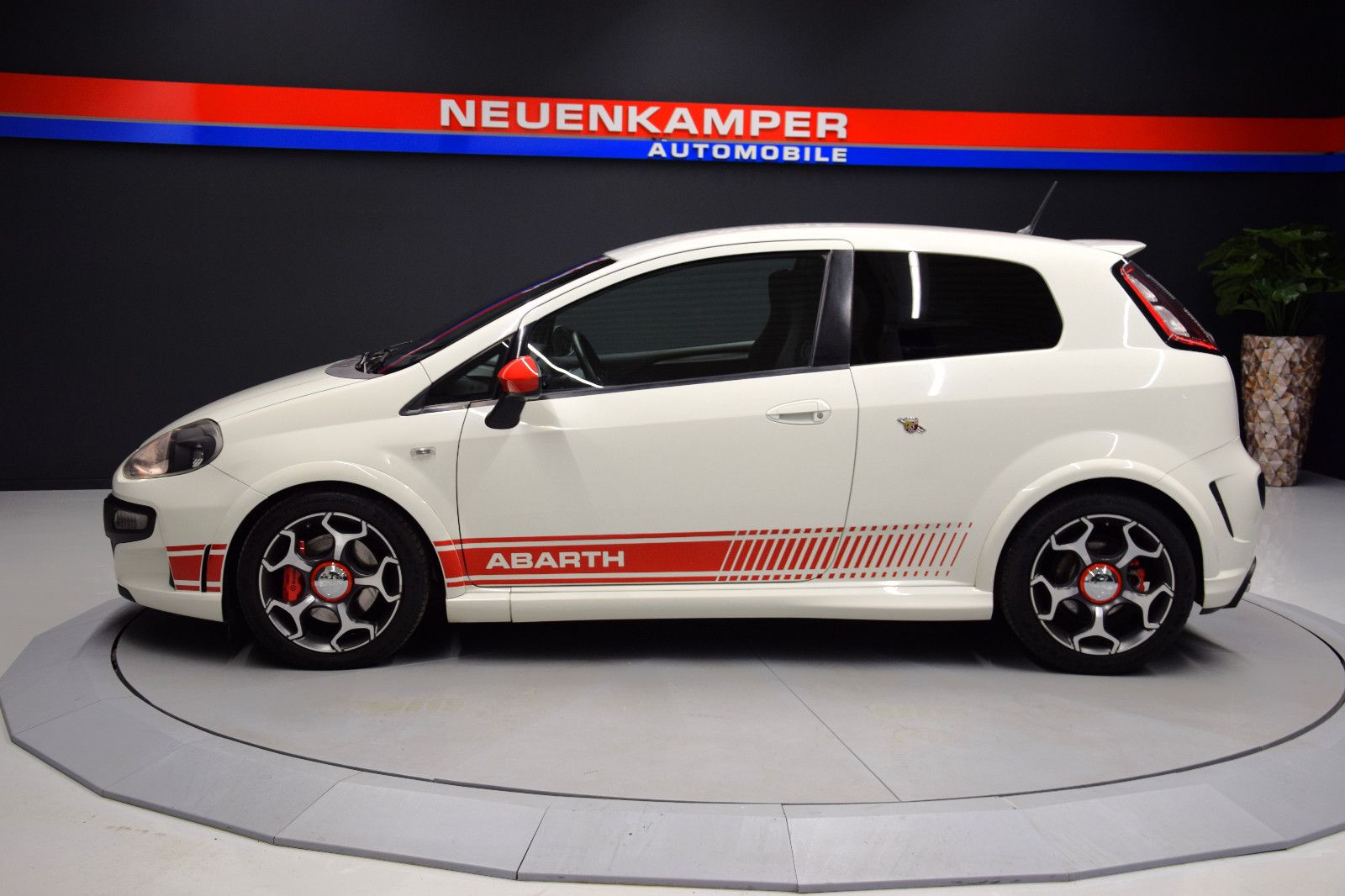 Fahrzeugabbildung Abarth Punto Evo ESTETICO  -  1. Hand & FIAT Scheckheft