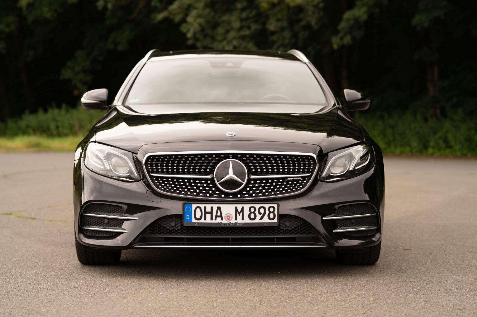 MERCEDES-BENZ E 220d T AMG Line Autom.  Scheckheftgepflegt