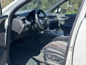 Audi Q7 - 12