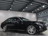 Mercedes-Benz E 400 HYBRID AVANTGARDE - gebrauchte Mercedes-Benz E 400 aus dem Jahr 2013