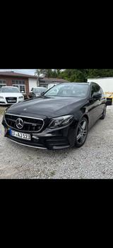 Mercedes-Benz Mercedes E 220 d 4MATIC Autom AMG Line 