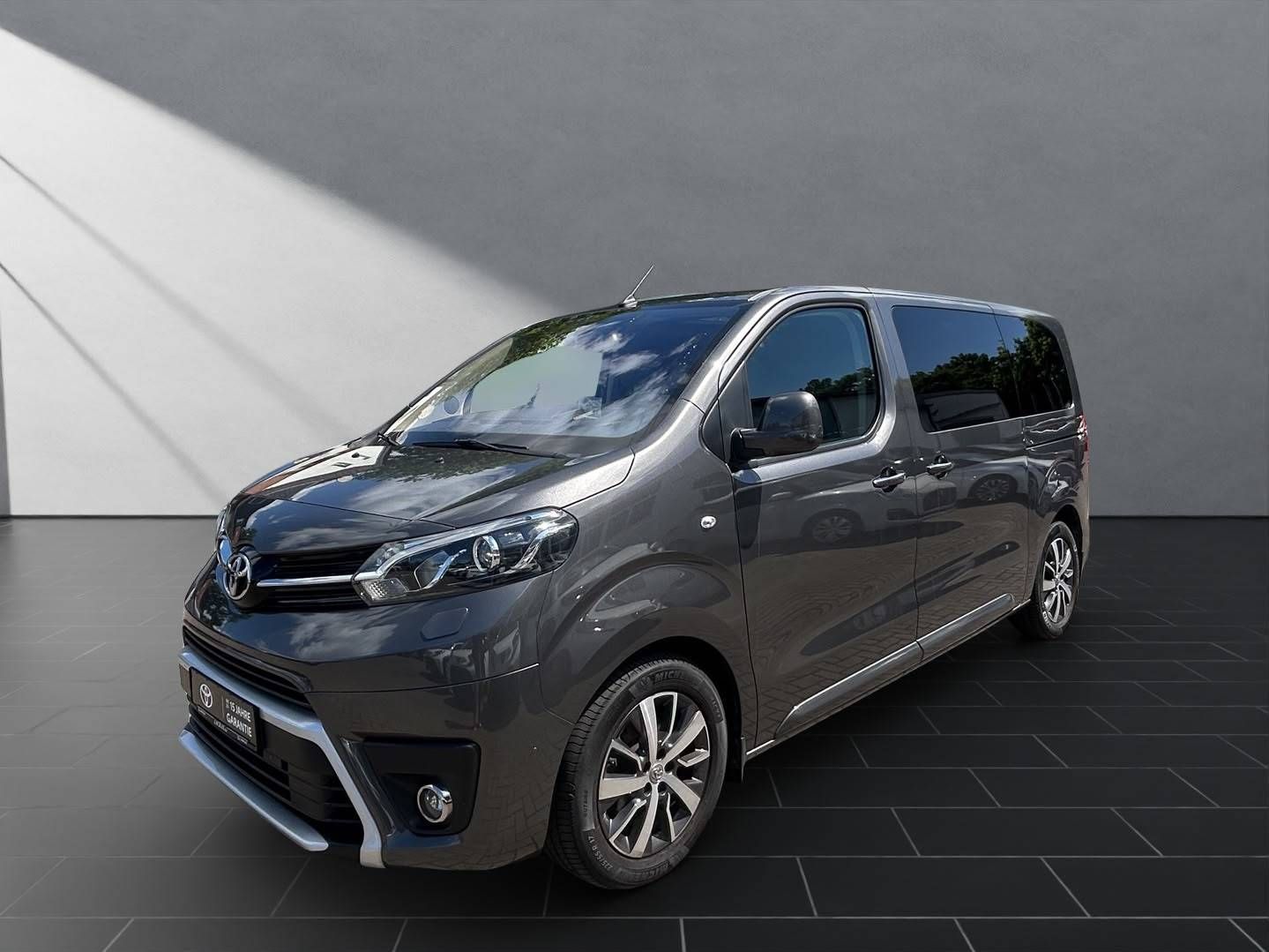 Toyota Proace Verso L1 Executive 8SITZE el.SCHIEBETÜREN foto 1