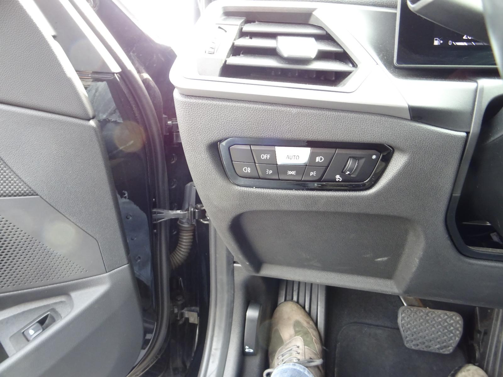 BMW 3 Series iA Touring LED Navi HUD Virt. Kamera Innov., миниатюра 17