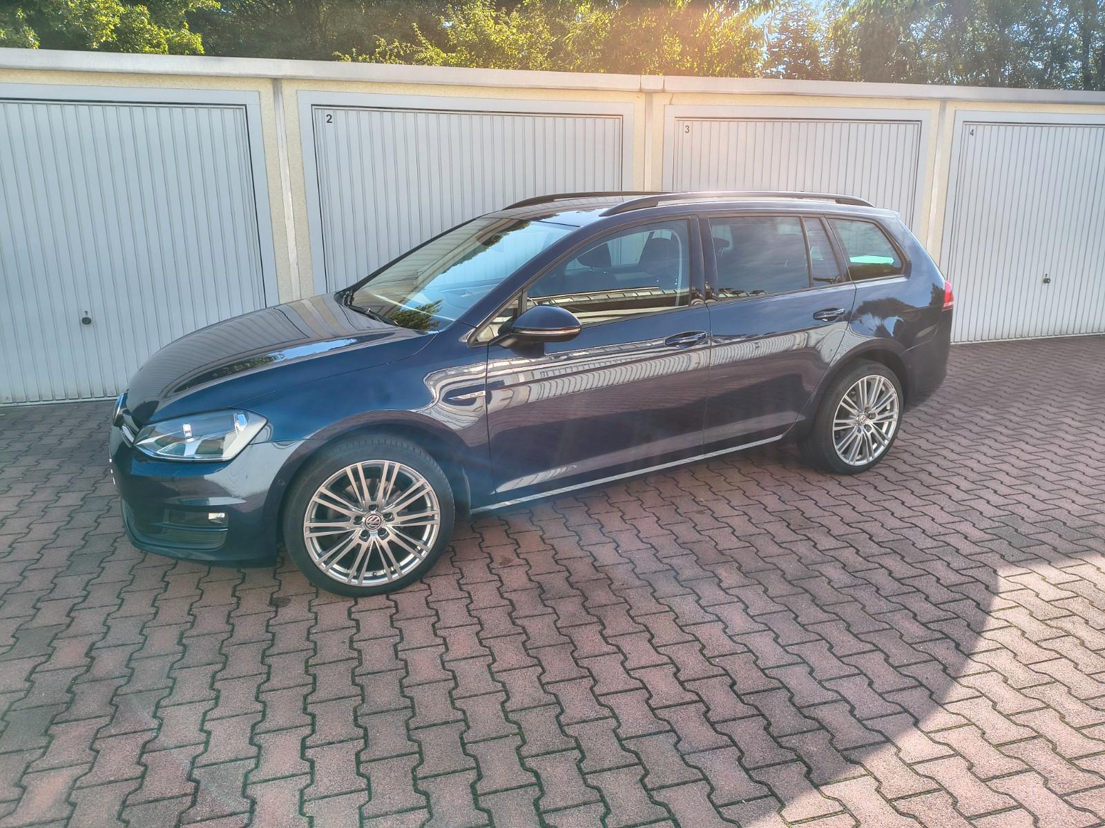 Volkswagen Golf 2015 — engine 1.598 cm³, 110 HP (81kW)