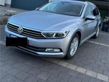 Volkswagen Passat Variant 1.4 TSI ACT DSG Highline Vari... - VW Passat Variant von privat