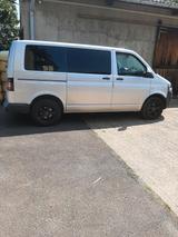 Volkswagen T5 - VW T5 Multivan in Halle