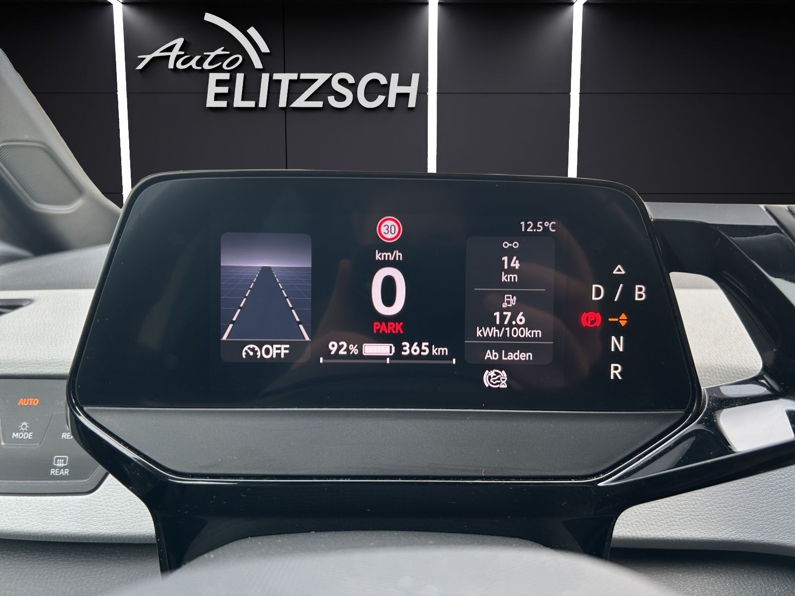 Fahrzeugabbildung Volkswagen ID.3 Pro Performance Business Matrix ACC SH PDC